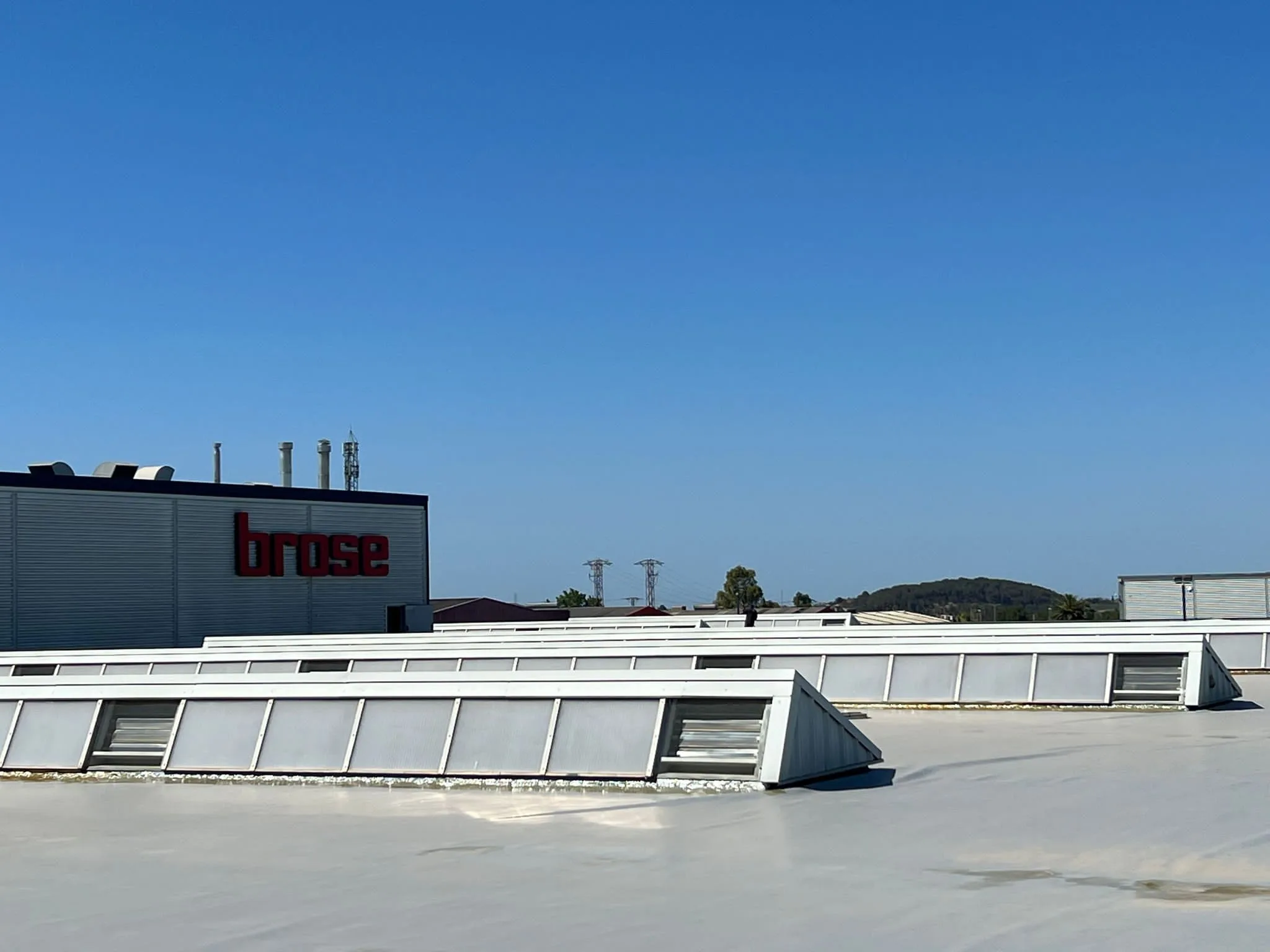 Impermeabilización de cubiertas industriales con poliurea