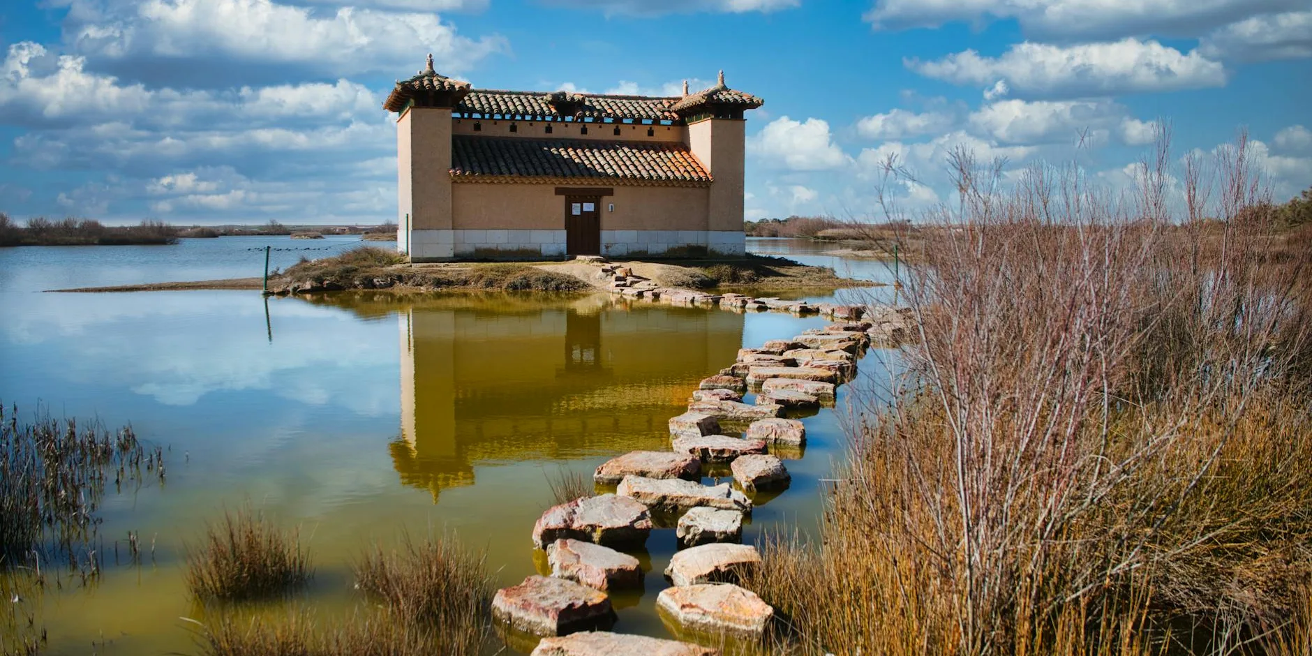 Depositos Y Aljibes Estanqueidad De Agua Potable Con Poliurea Apta